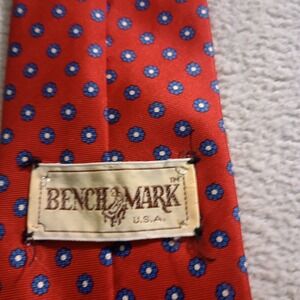 Benchmark USA Mens Silk Tie Red Blue Floral Medallion Pattern Vintage RN 35124